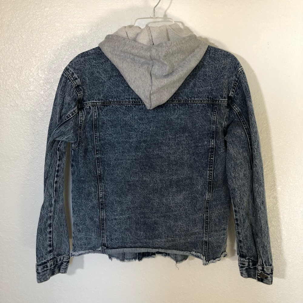 Denim Jacket with Hood. Size Small - Picture 5 of 6